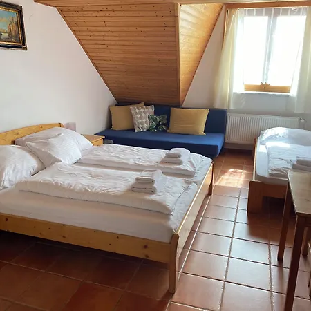 Kreta 3* Kutná Hora