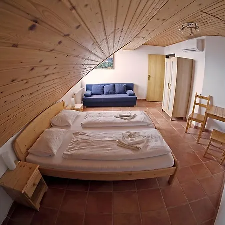 Hotel Kreta Kutna Hora